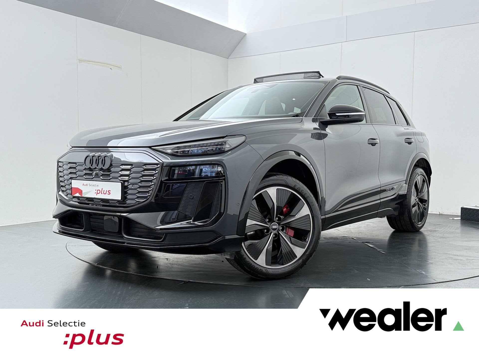 Audi SQ6 e-tron quattro 100 kWh | 490 PK | SoH 98% | Panoram, Auto's, Parkeerassistent, Gebruikt, Met garantie (alle), 2325 kg