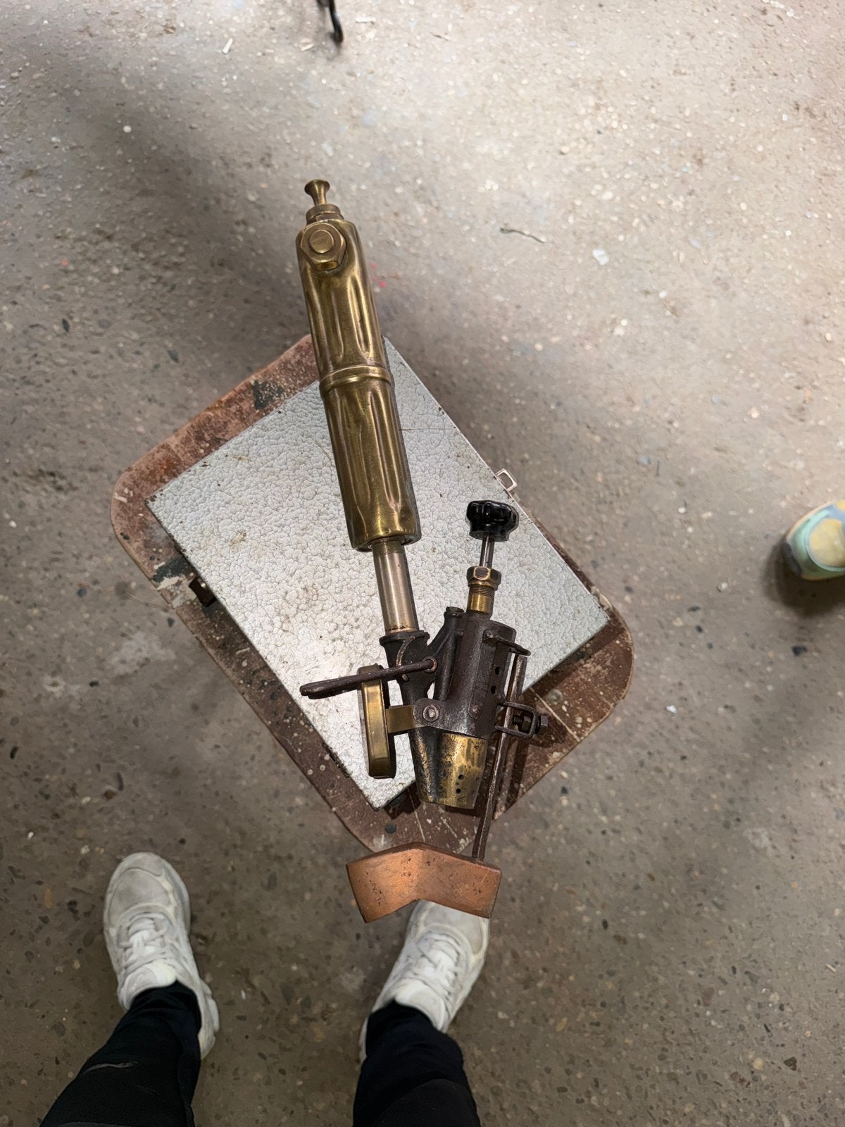 Antieke messing soldeerbrander / petroleumbrander, Ophalen