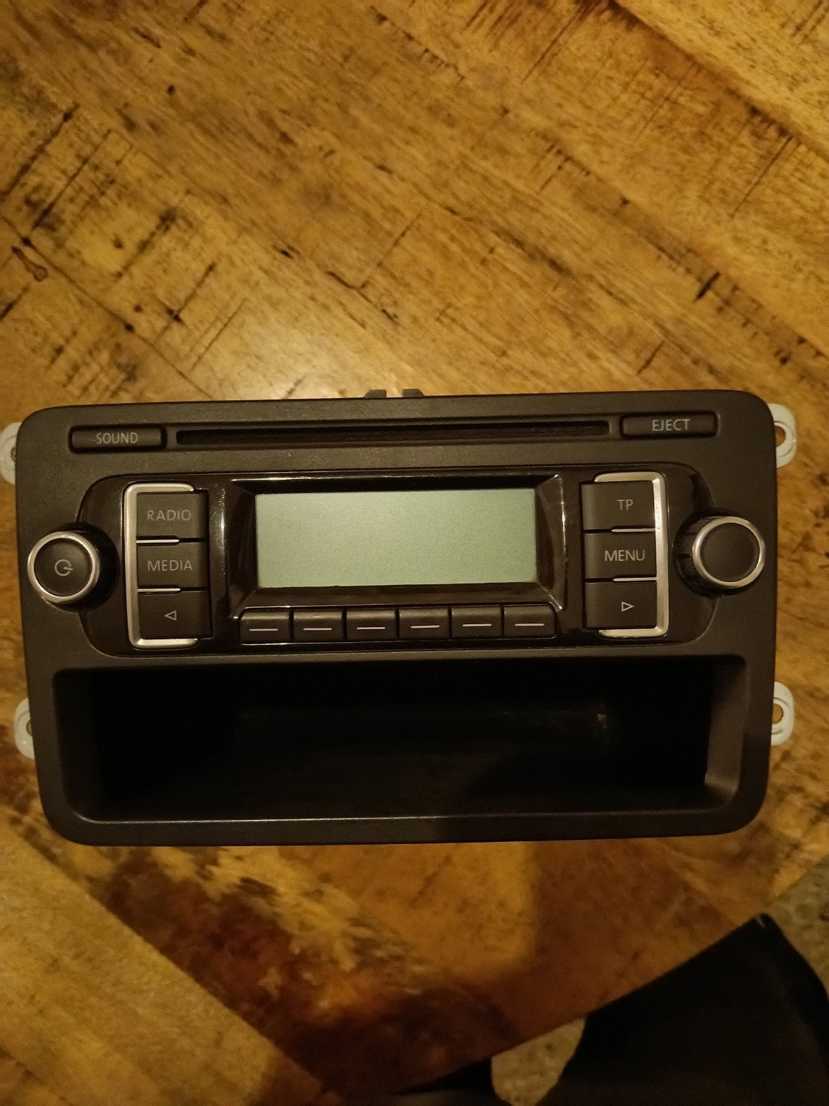 volkswagen radio, Telecommunicatie, Ophalen of Verzenden, Zwart