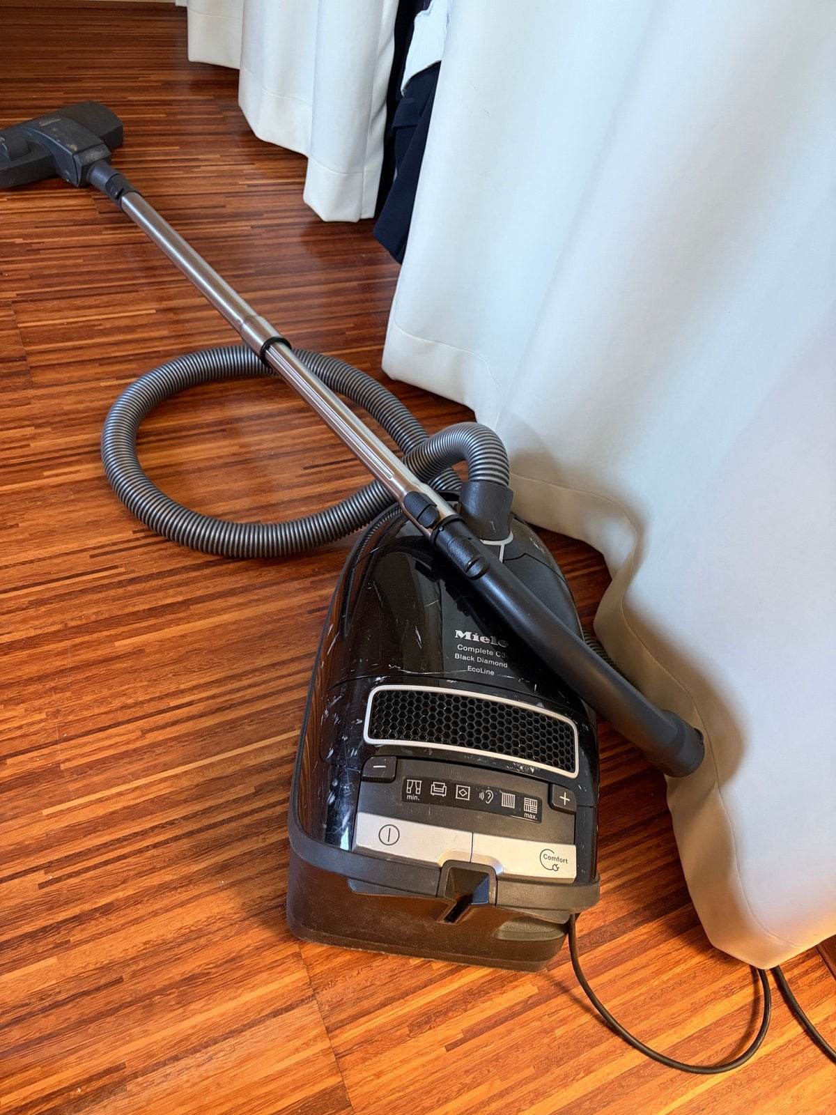 Miele Complete C3 Black Diamond EcoLine stofzuiger, Witgoed en Apparatuur, Stofzuigers, Gebruikt, Miele, Sledestofzuiger, Ophalen