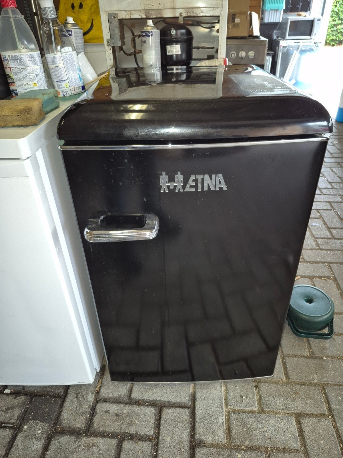 Leuke etna zwarte tafelmodel koelkast 85x55x58 cm A+, 100 tot 150 liter, Energieklasse A of zuiniger, 45 tot 60 cm, Ophalen