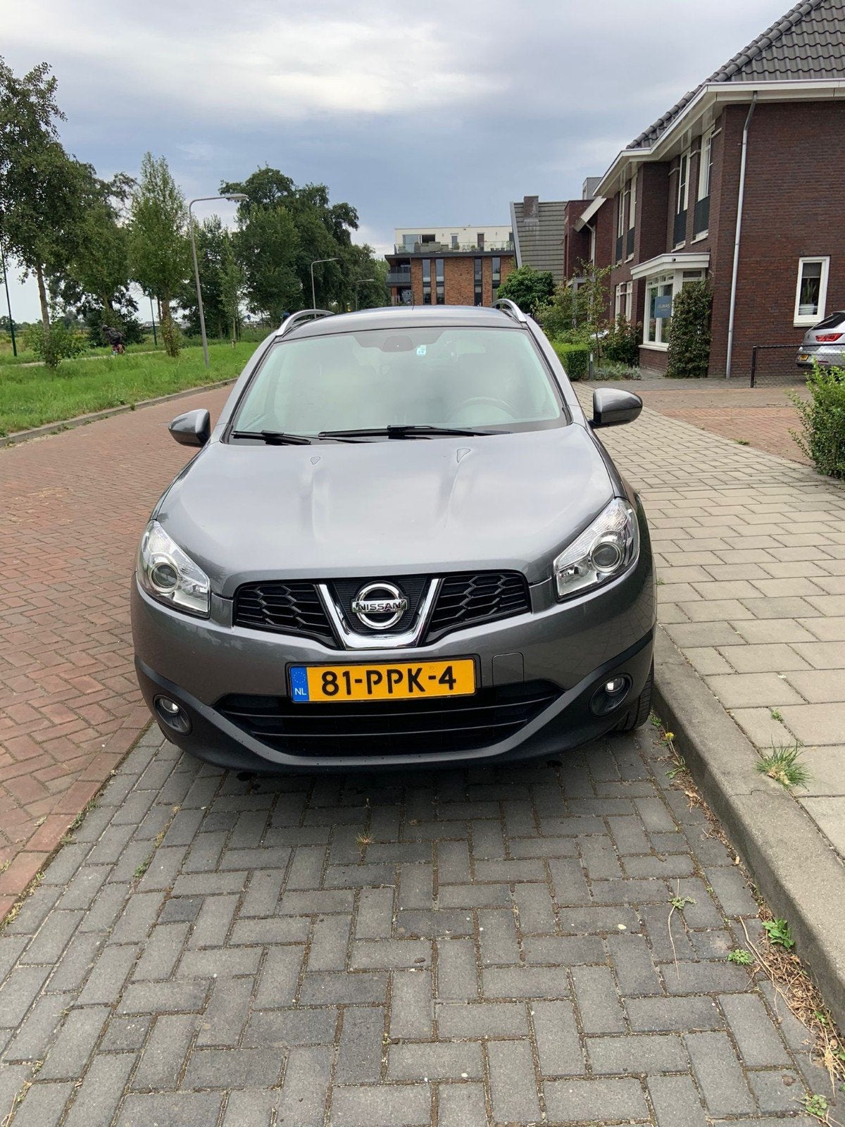 Nissan Qashqai+2 1.6 2WD 2011 Grijs, Auto's, Voorwielaandrijving, 1280 kg, 4 cilinders, 7 stoelen