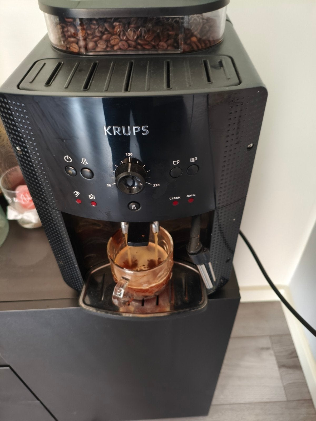 Krusps  EA81 Espressomachine in Nieuw Staat, Ophalen, Zo goed als nieuw, Koffiemachine, Koffiebonen