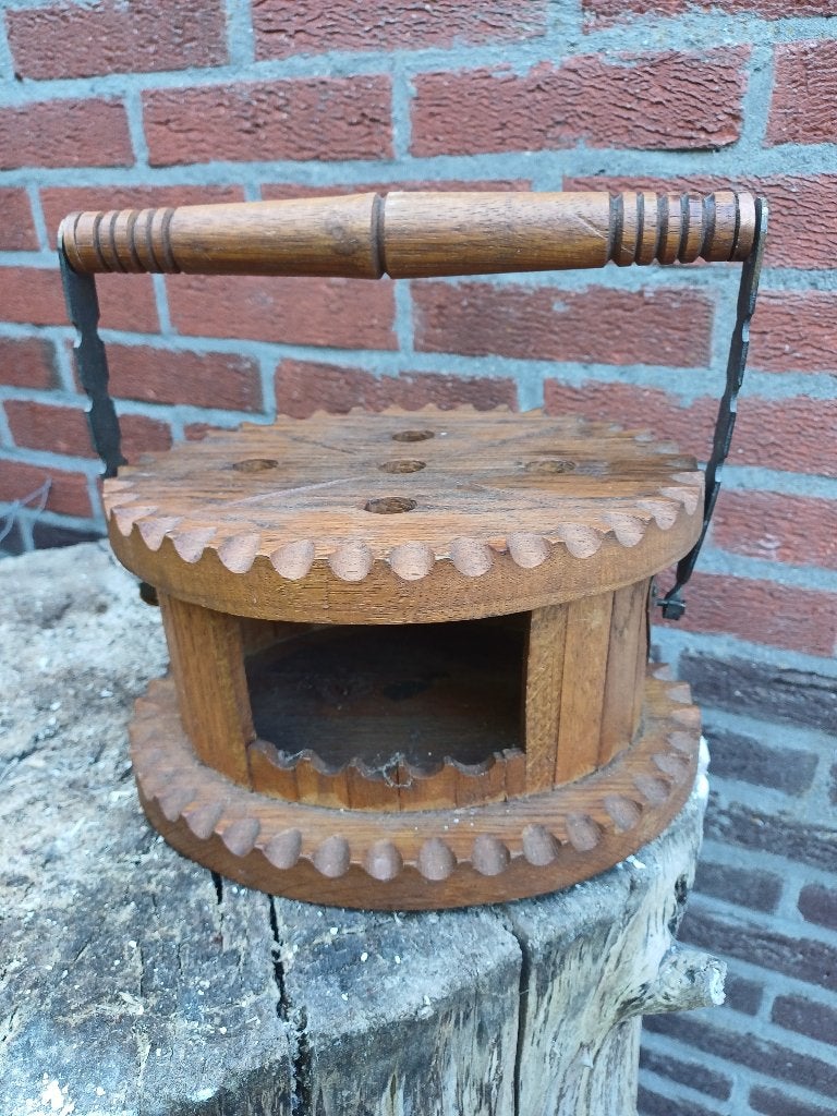 Antiek voeten stoofje, Ophalen of Verzenden