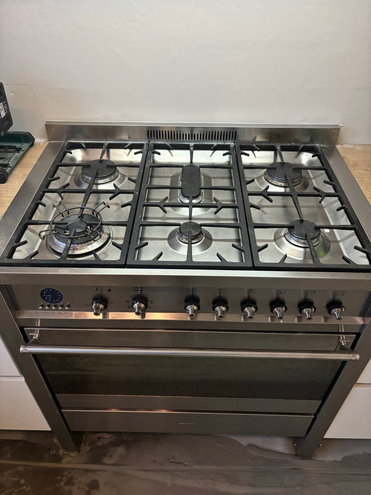 Smeg Fornuis met 6 gaspitten en oven, Gebruikt, Hete lucht, 60 cm of meer, Ophalen of Verzenden