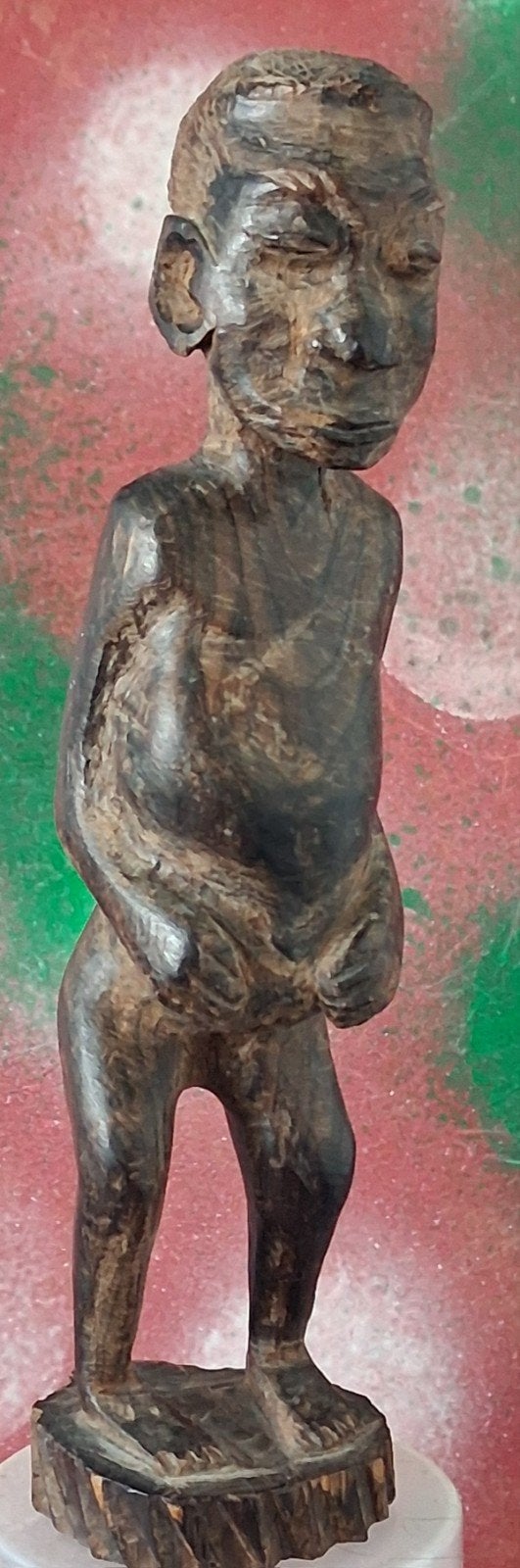 Fetisj. Baule/Sanofi? Male. Afrika.  Hardhout.  15 cm., Ophalen