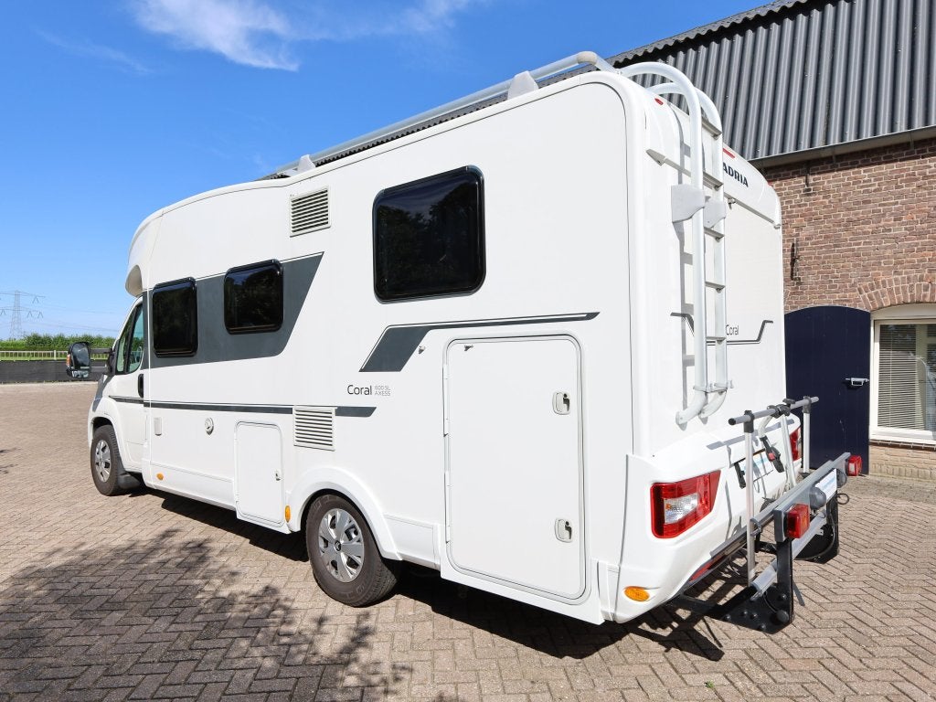 Adria Coral Axess 600 SL levelsysteem | fietsenrek, Ringverwarming, Bedrijf, Tot en met 3, Adria