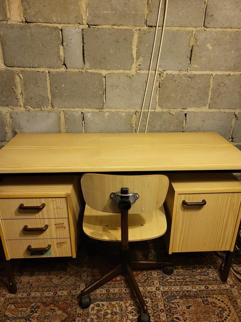 bureau met lades en kastje, Ophalen, Gebruikt, Schoolbureau, Hout