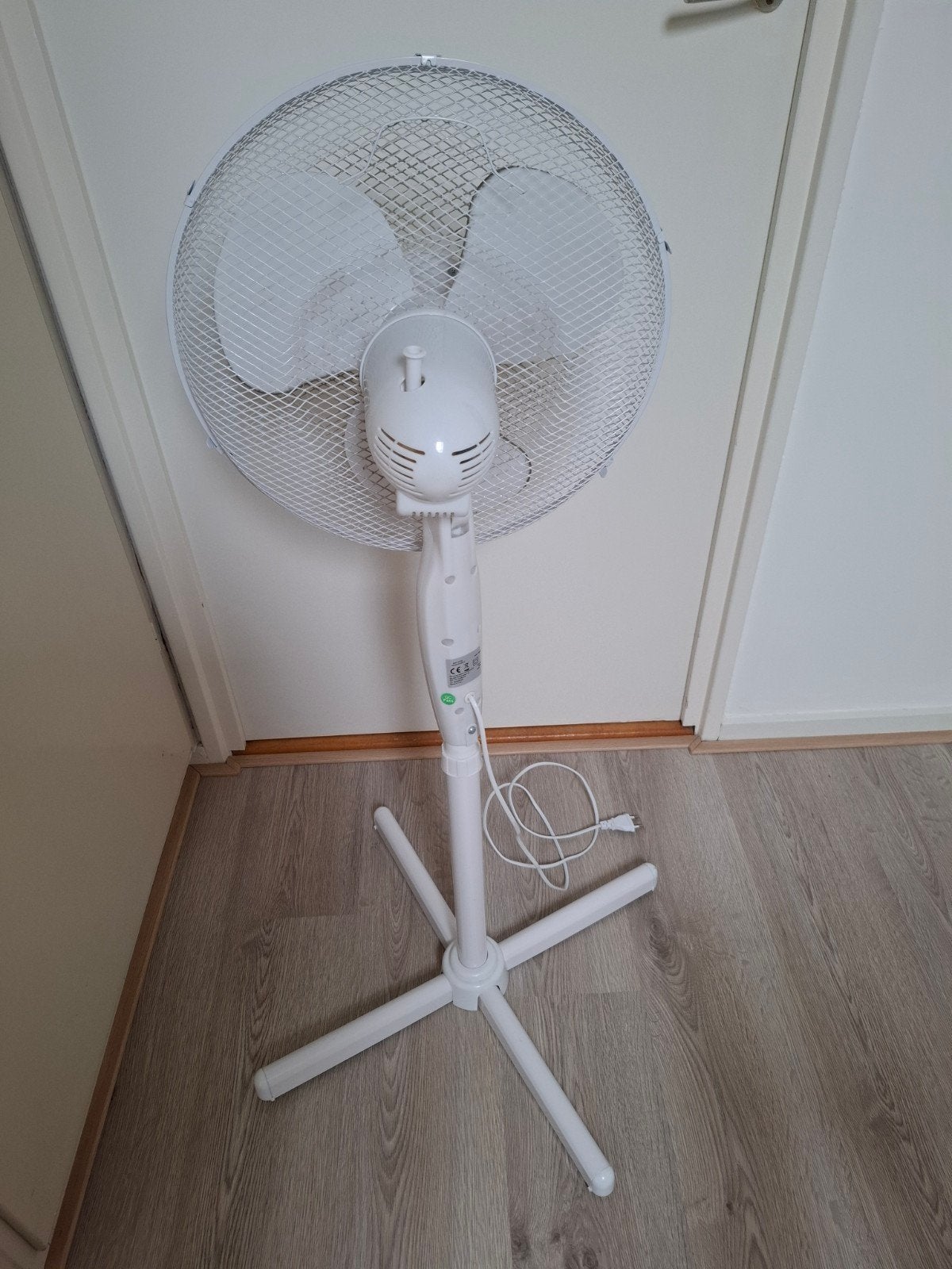 ZGAN ventilator op statief, Ophalen, Zo goed als nieuw, Statiefventilator