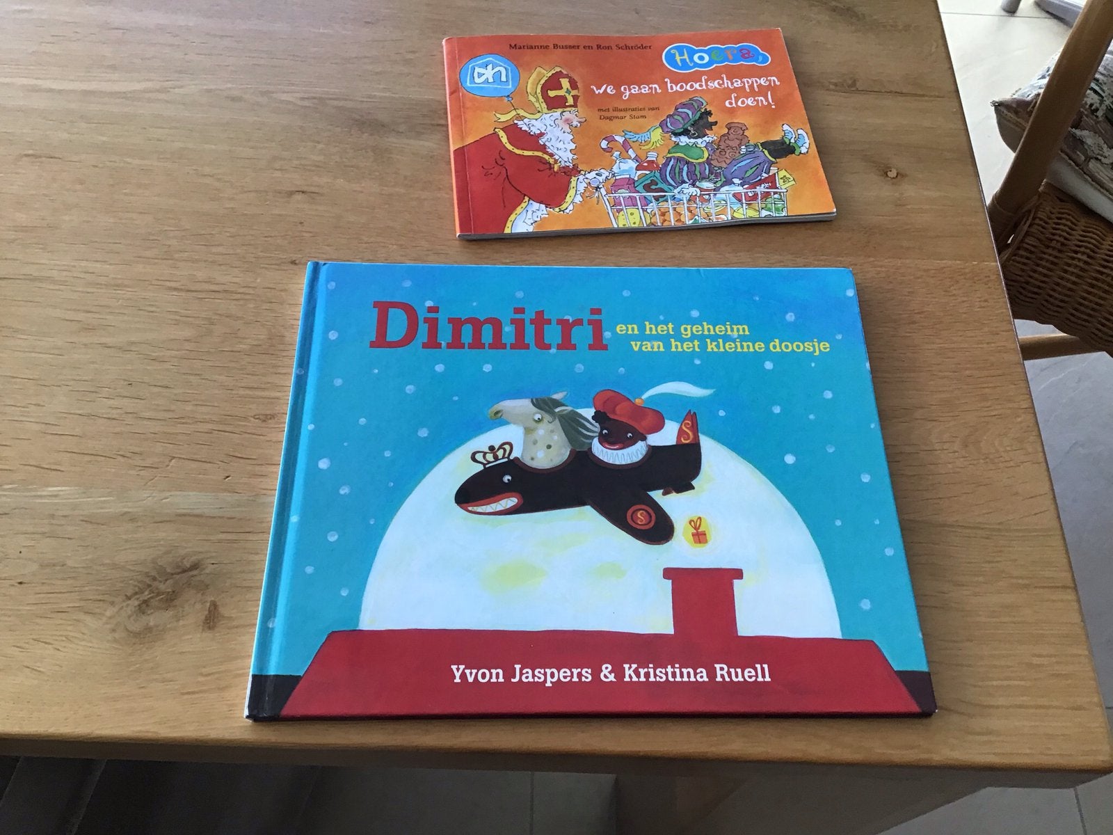 2 leuke Sinterklaas boekjes voor peuter/ kleuterf, Ophalen of Verzenden, Zo goed als nieuw