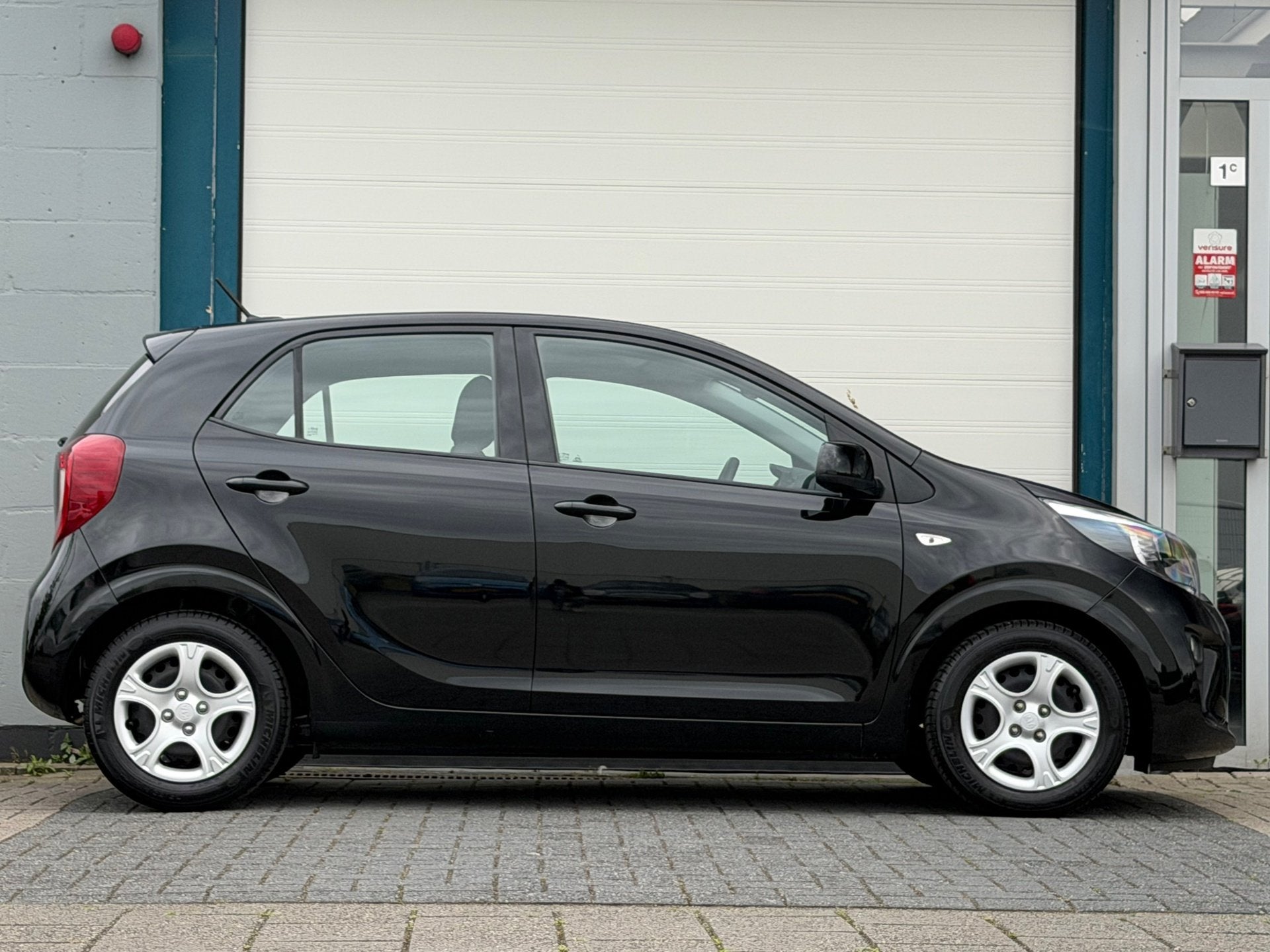 Kia Picanto 1.0 DPi ComfortLine Airco, Auto's, Voorwielaandrijving, Gebruikt, 4 stoelen, Zwart