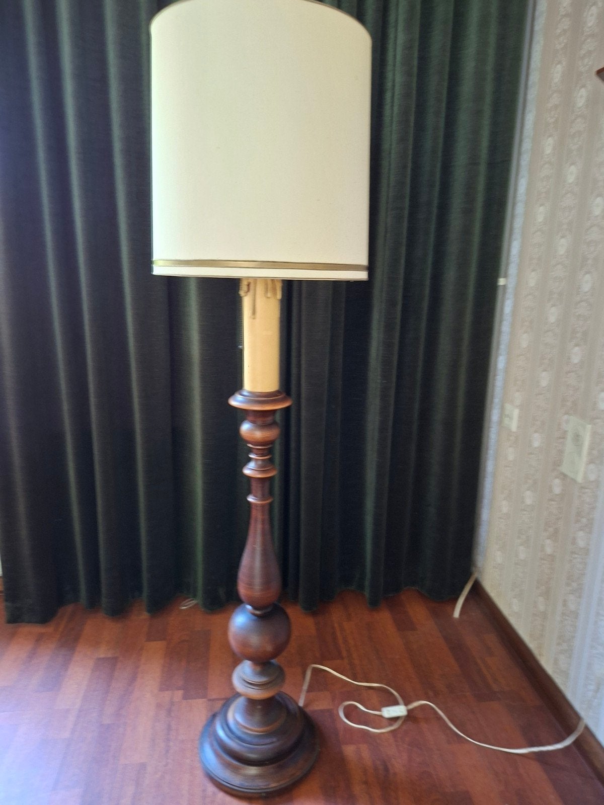 Vintage Houten Vloerlamp met Crèmekleurige Kap, Ophalen