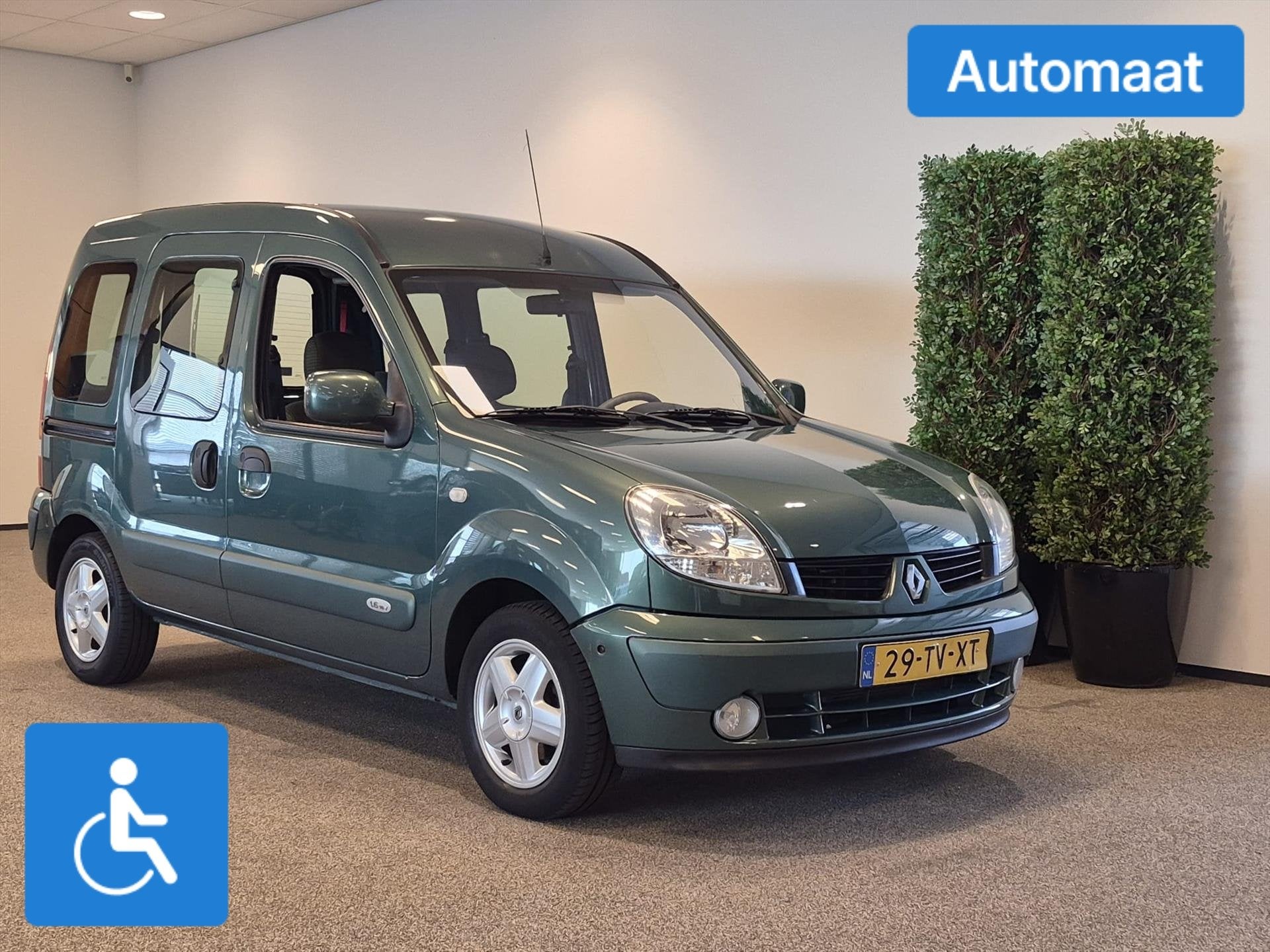 Renault Kangoo Rolstoelauto Automaat 3+1 (airco), Auto's, Automaat, Stof, Gebruikt, Zwart