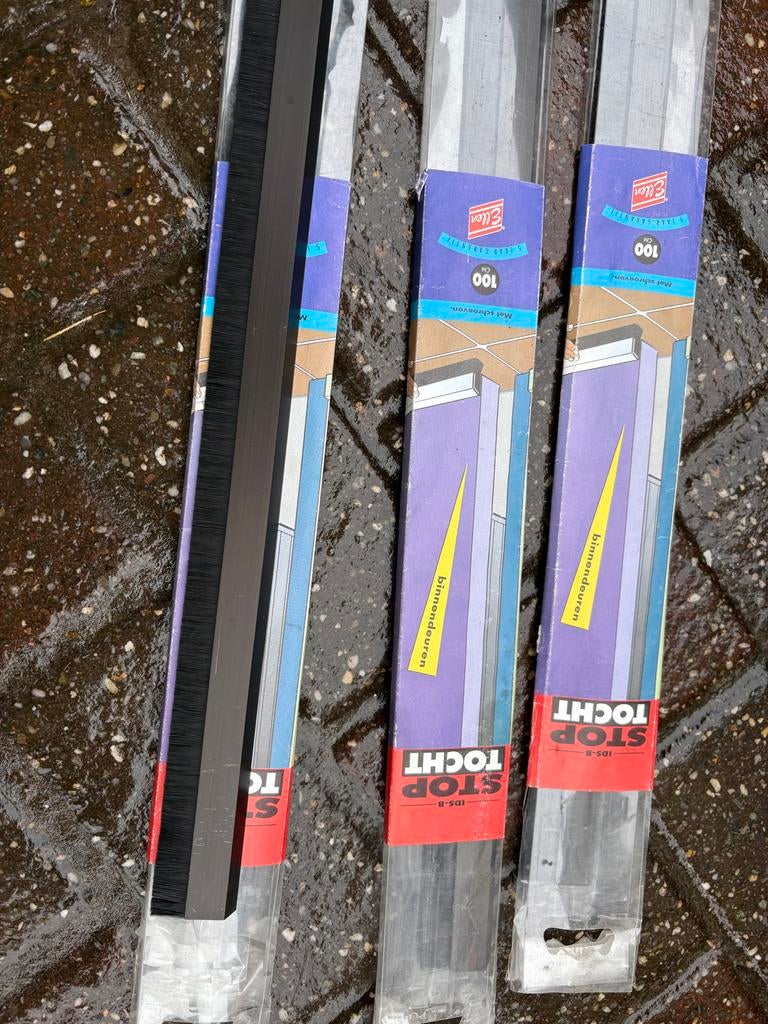 3 stuks Nieuwe Ellen Tochtstrip Aluminium Borstel 100cm, Ophalen of Verzenden, Nieuw, Overige materialen, Overige typen