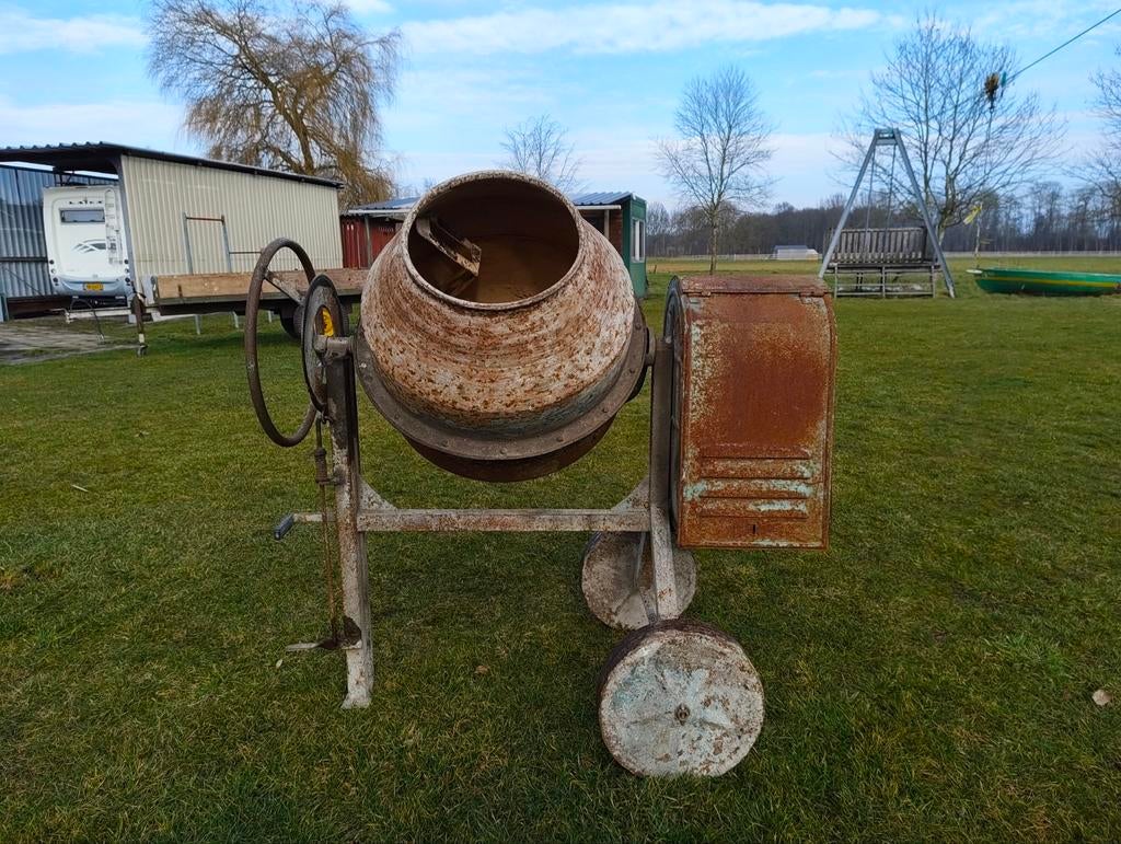 Betonmolen 175 liter - Gebruikt, Doe-het-zelf en Verbouw, Betonmolens, Ophalen, Gebruikt