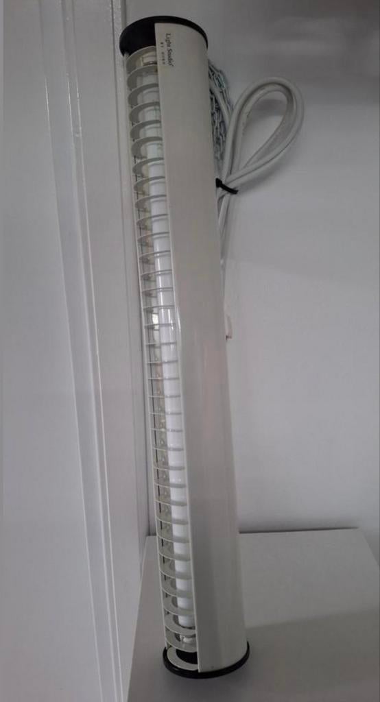 Witte studio Horn tubelight. Denemarken, Huis en Inrichting, Lampen | Hanglampen, Ophalen of Verzenden, Zo goed als nieuw, Minder dan 50 cm