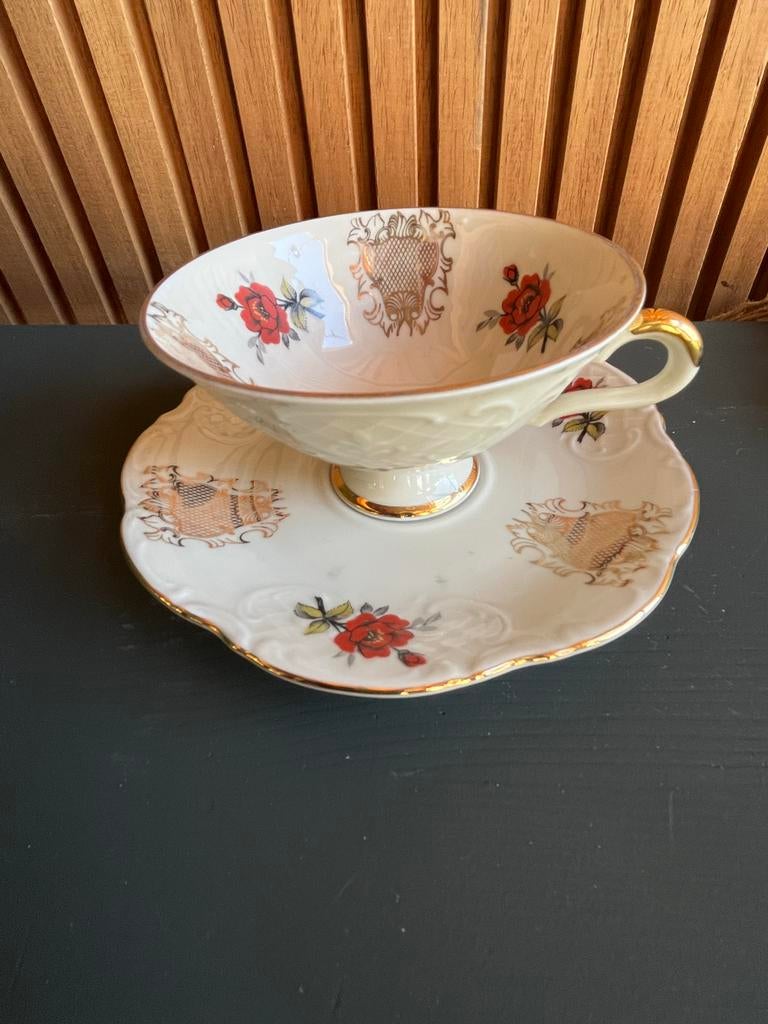 Vintage Winterling Bavaria Kop en Schotel met Goud, Antiek en Kunst, Antiek | Servies compleet, Ophalen of Verzenden