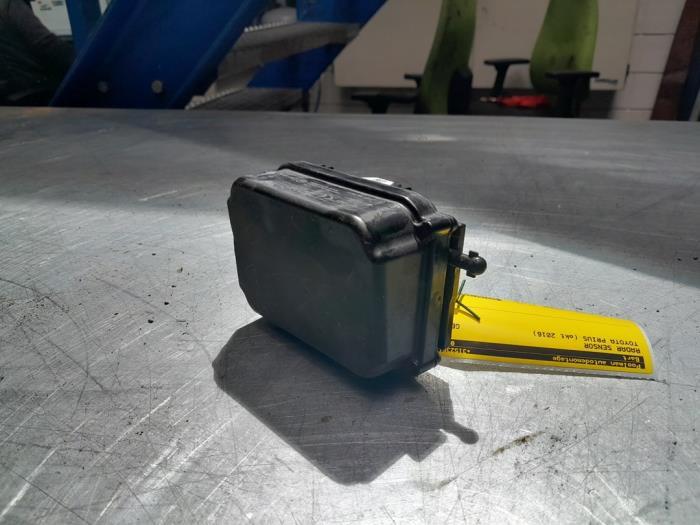 Radar sensor van een Toyota Prius, Ophalen of Verzenden, 3 maanden garantie, Gebruikt, Toyota