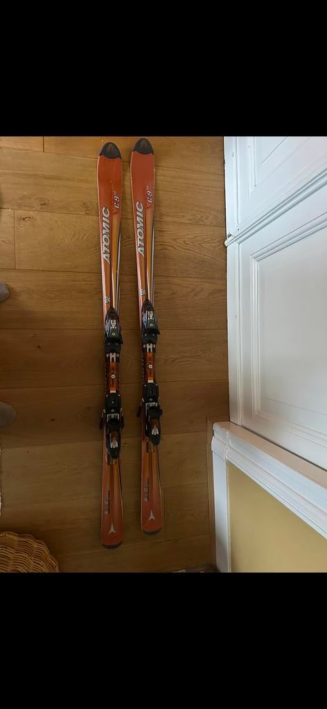 Atomic ski's met een lengte van 170 cm, Ophalen