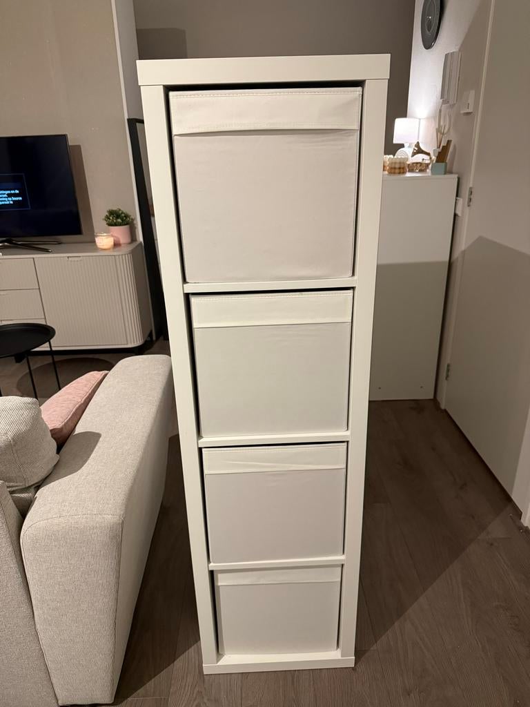IKEA Kallax kast met 4 vakken en manden, Ophalen, Zo goed als nieuw