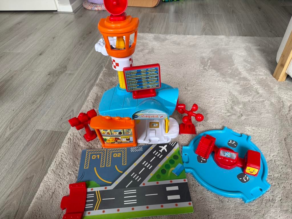 Vliegveld toet toet autos, Ophalen, Zo goed als nieuw, Handmatig, Overige merken