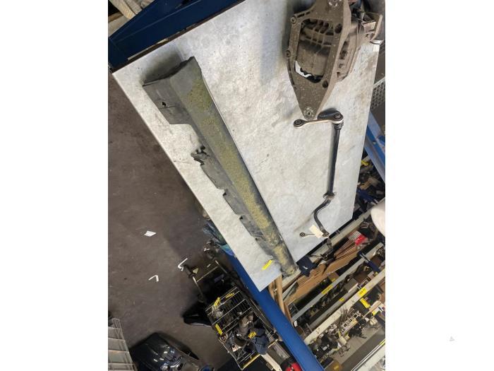 Zijskirt links van een Audi A8 (LZ9Y), Gebruikt, -, -, -