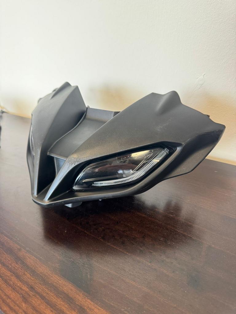 Yamaha Tracer 900 GT Koplamp - Beschadigde Ophanging, Ophalen of Verzenden, Gebruikt