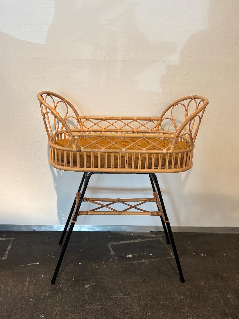 Rotan wieg the archive store - zo goed als nieuw, Kinderen en Baby's, Babywiegjes en Ledikanten, Ophalen, Zo goed als nieuw, Wieg