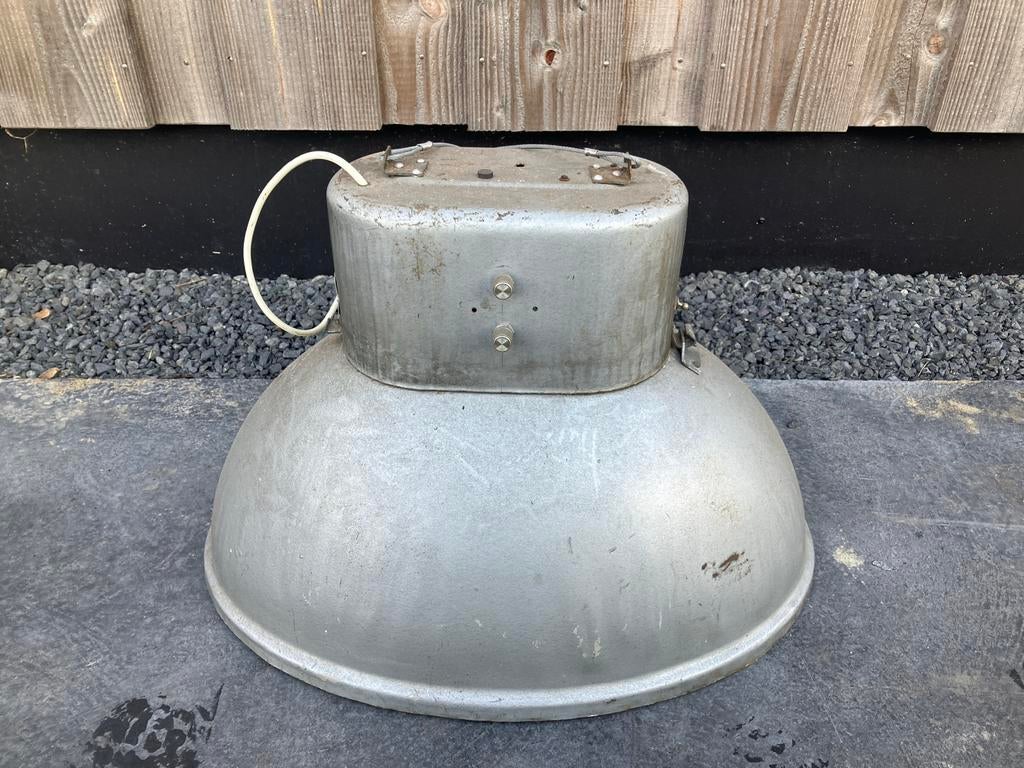 Industriële hanglamp, Huis en Inrichting, Ophalen of Verzenden, Gebruikt, Metaal, Minder dan 100 cm