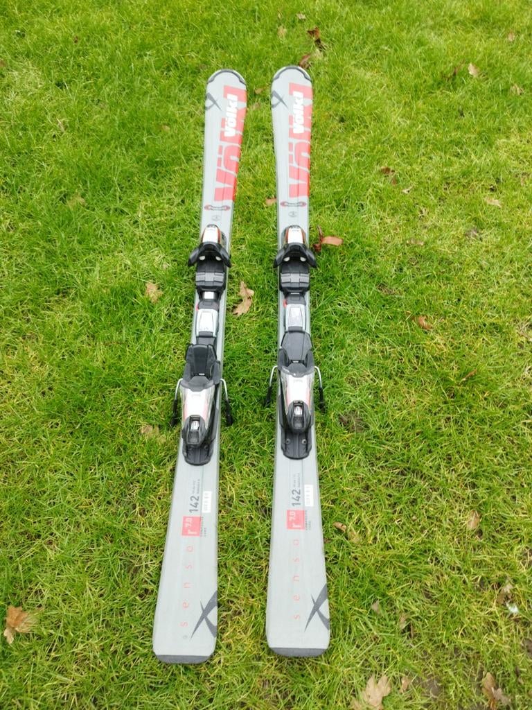 Völkl Ski 142 cm - Perfect voor de Piste!, Overige merken, 140 tot 160 cm, Gebruikt, Ophalen of Verzenden