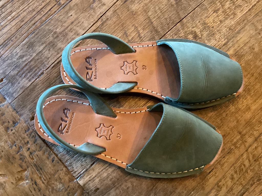Ria menorca shaki maat 37 Spaanse sandaaltjes, Ria menorca, Zo goed als nieuw, Groen, Sandalen of Muiltjes