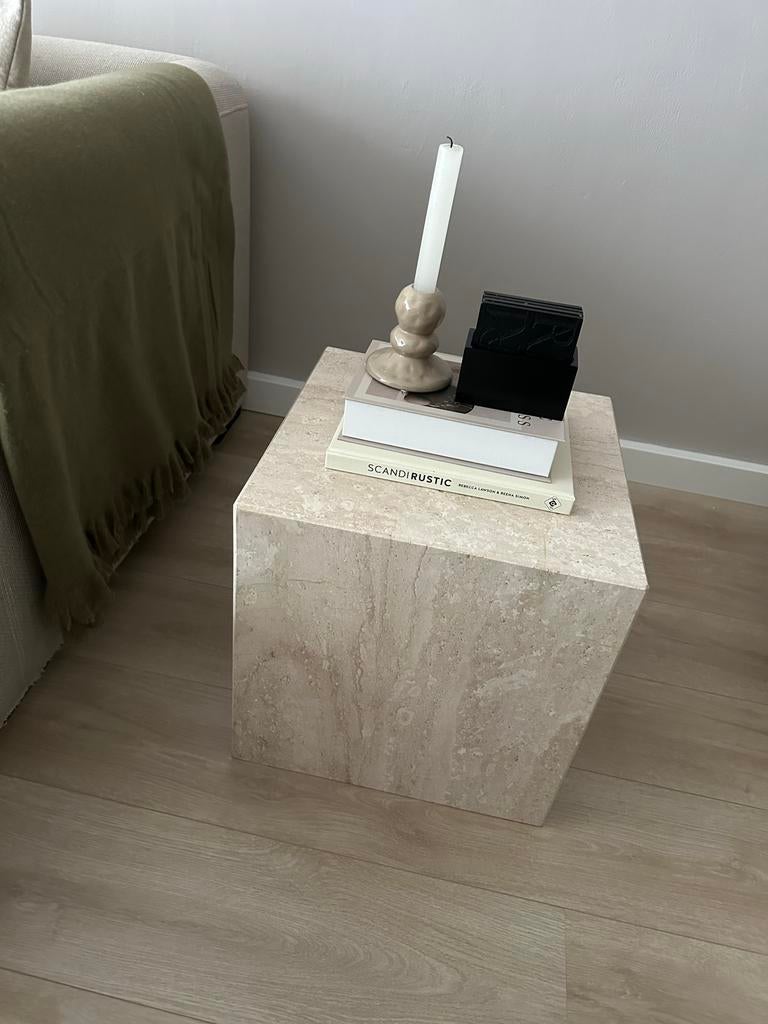 Travertin Bijzettafel 40x40, Huis en Inrichting, Tafels | Bijzettafels, Gebruikt, Vierkant, Minder dan 45 cm, Minder dan 55 cm