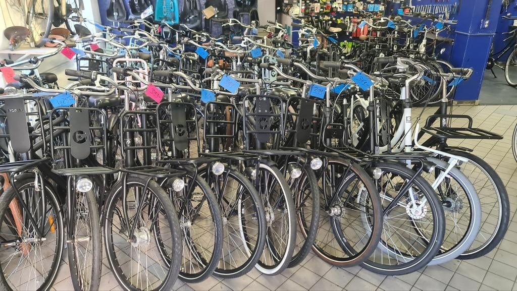 Foto 3 van 350 gebruikte fietsen transport dames heren enz