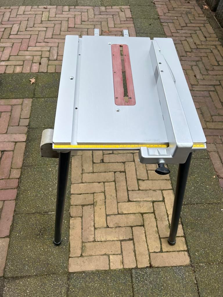 Zaagtafel universeel Ely, Bosch, Makita. B&D etc, Gebruikt, Cirkelzaag, 70 mm of meer, Ophalen of Verzenden