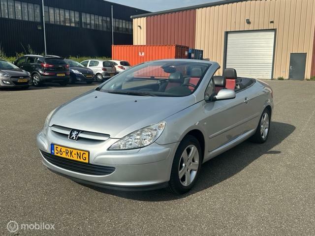 Peugeot 307 CC 1.6-16V in nieuwstaat!, Auto's, Peugeot, Gebruikt, Zwart, 4 cilinders, Cabriolet