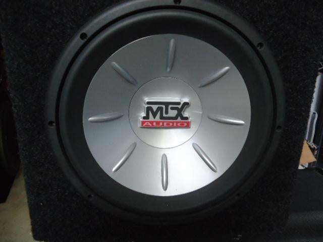 TE KOOP MTX SUBWOOFER 12 INCH 800 WATT PEAK 250 WTT RMS, Auto diversen, Autospeakers, Ophalen, Zo goed als nieuw