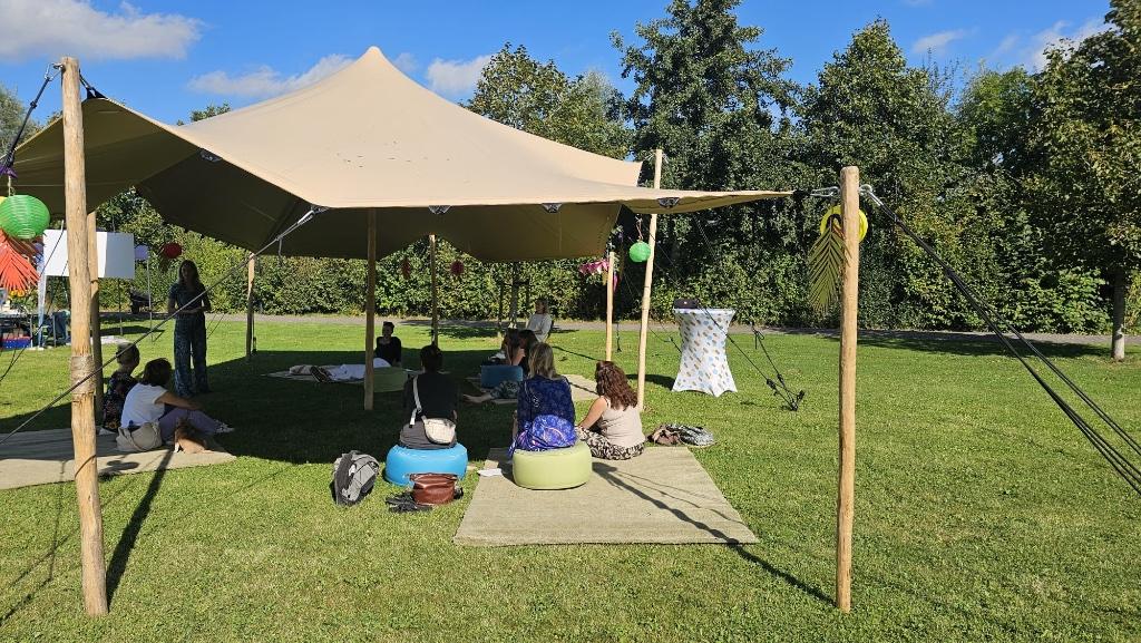 Stretchtenten te huur - mogelijk met zijwanden!!, Partytent, 6 meter of meer, Zo goed als nieuw, 8 meter of meer