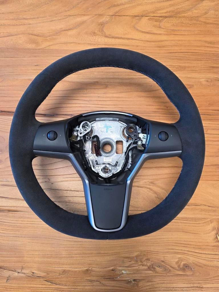 Tesla inruil alcantara stuur stuurwiel model 3, Jhvelgen@gmail.com, Nieuw, Ophalen of Verzenden, Jh sturen tesla
