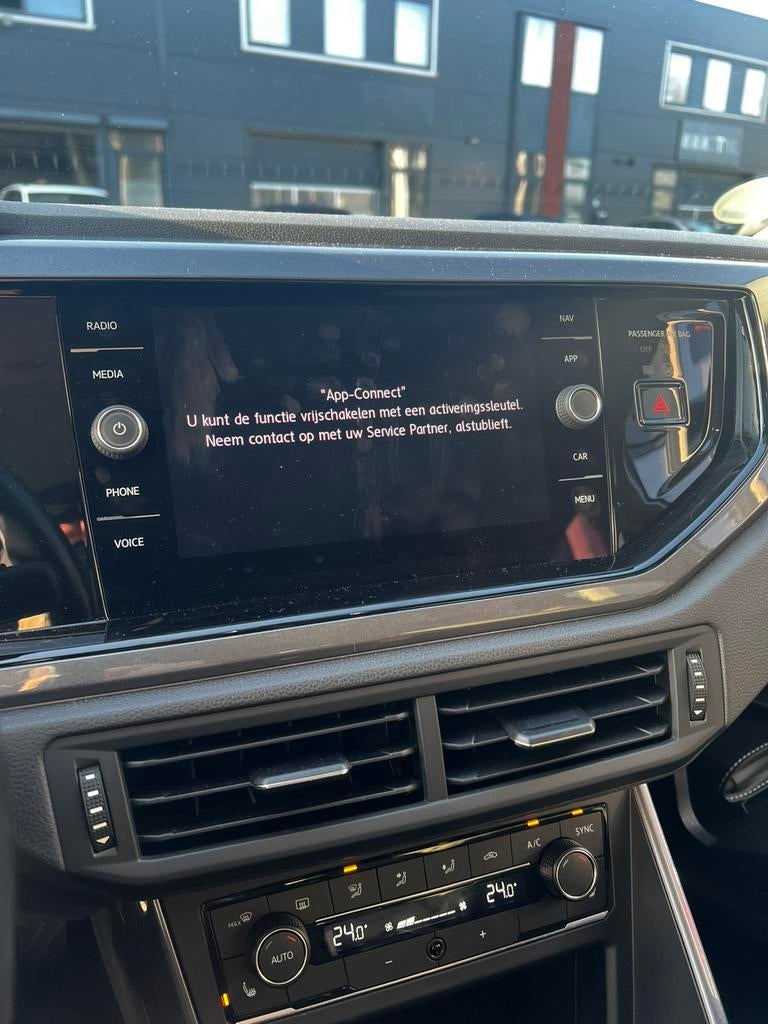 Vrijschakelen van CarPlay/AppConnect – VW Polo 2017-2022, Ophalen, Zo goed als nieuw
