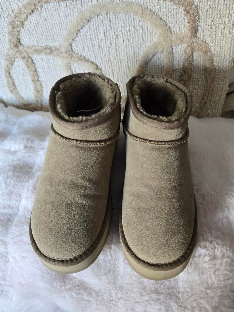 Plateau laars, Kleding | Dames, Schoenen, Overige kleuren, Lage of Enkellaarzen, Ophalen of Verzenden, Zo goed als nieuw