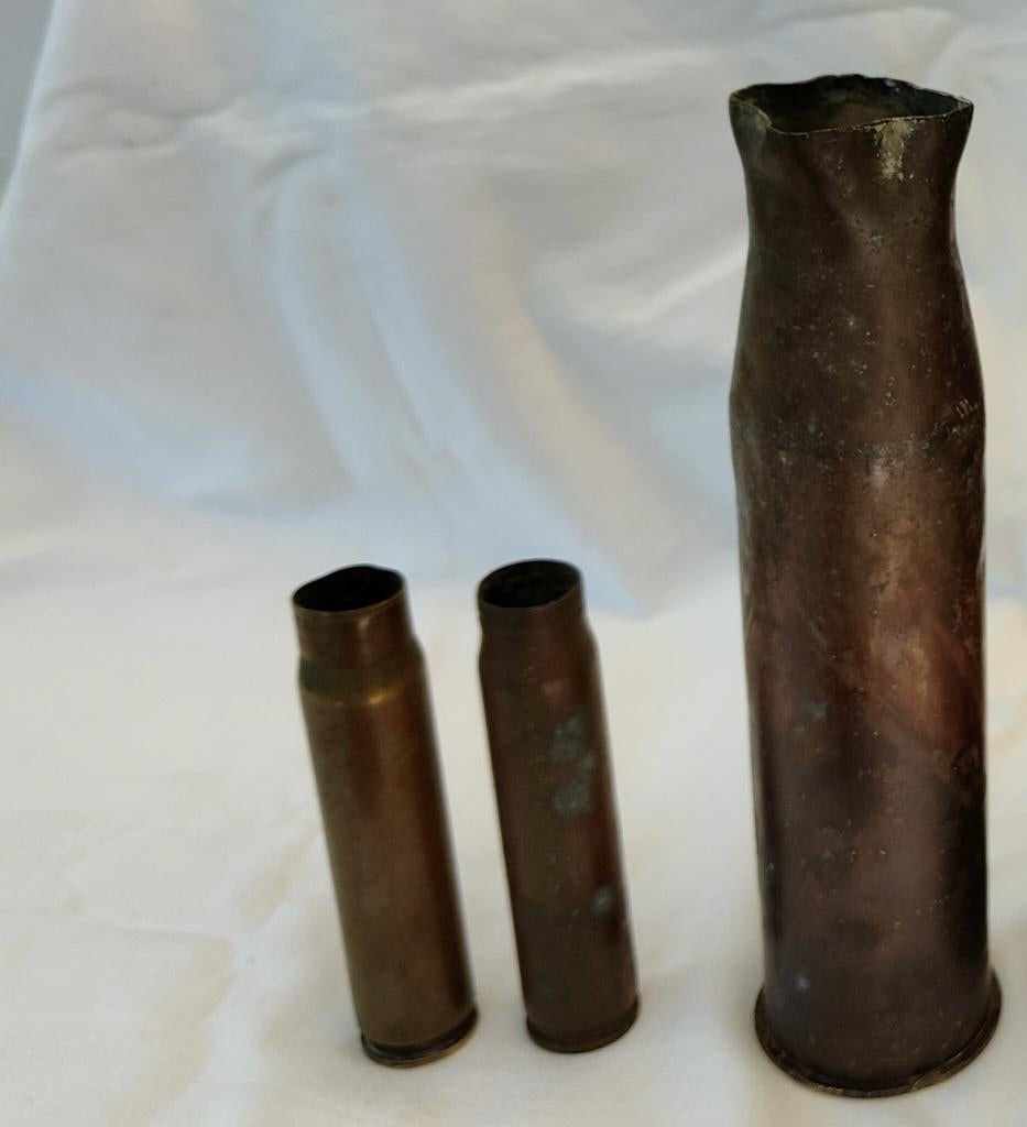 3 gebruikte, lege hulzen van granaten, Verzamelen, Ophalen of Verzenden, Nederland, Hulzen of Bodemvondsten