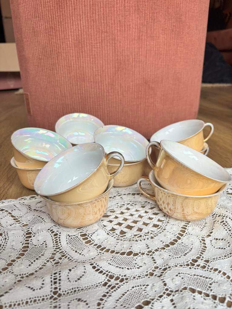 Vintage Bavaria mokkakopjes parelmoer 12 kopjes 10 schotels, Antiek en Kunst, Ophalen