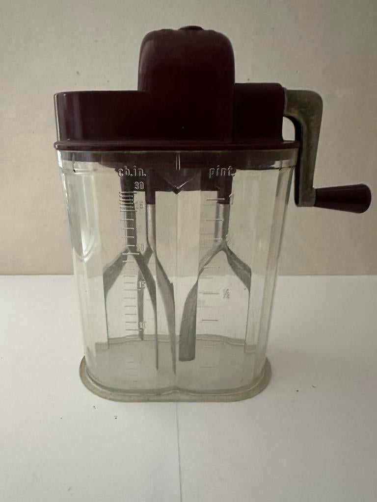 HEIMAG handmixer kunststof met BAKELIET OVAAL, Ophalen of Verzenden