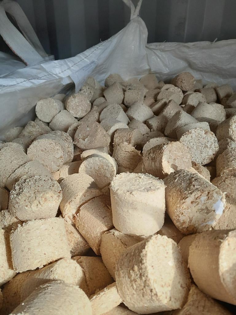 Briketten geperst 35kg of bigbag, Tuin en Terras, Haardhout, Ophalen of Verzenden
