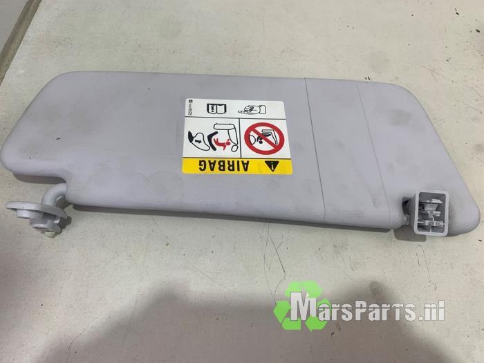 Zonneklep van een Opel Corsa, Gebruikt, -, -, Opel