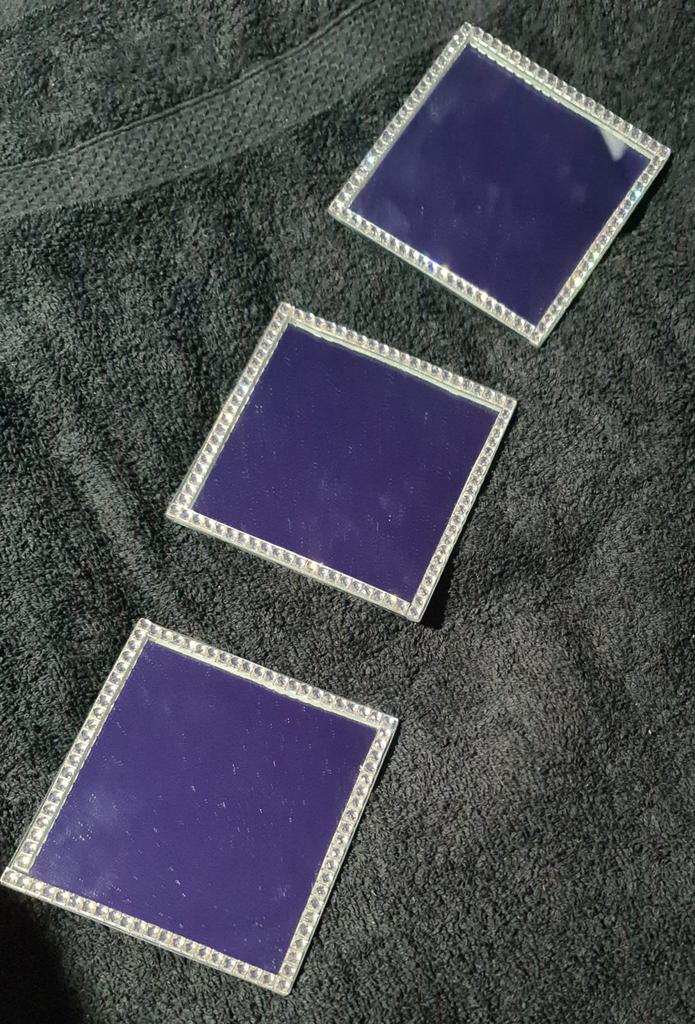 3 Decoratie Spiegels met Diamanten Rand - Zo Goed Als Nieuw, Huis en Inrichting, Woonaccessoires | Spiegels, Minder dan 50 cm