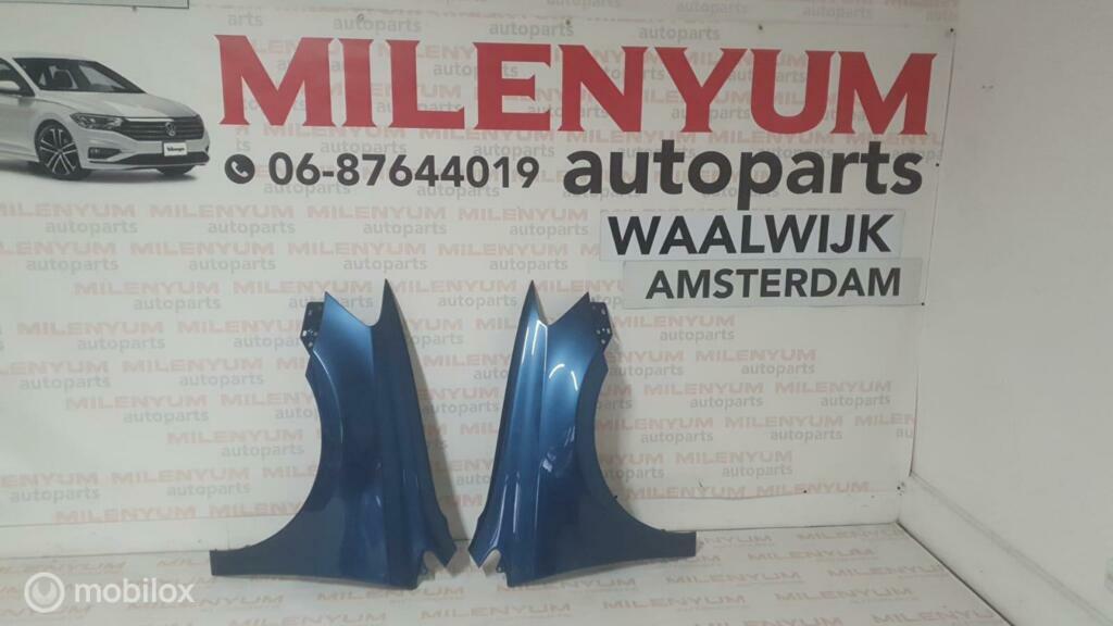 VOLKSWAGEN POLO 6C RECHTS/LINKER SCHERM (2014/2017) LD5L, Volkswagen, Nieuw, Ophalen of Verzenden, Volkswagen