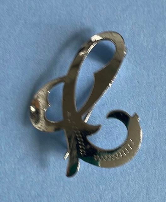 Zilveren broche zilver letter 835, Ophalen of Verzenden, Zo goed als nieuw, Minder dan 4 cm, Zilver