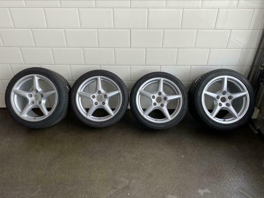 OEM Porsche 911 997 carrera 4/4S winterset 18 inch ❄️, Auto-onderdelen, Banden en Velgen, Banden en Velgen, Winterbanden, 18 inch