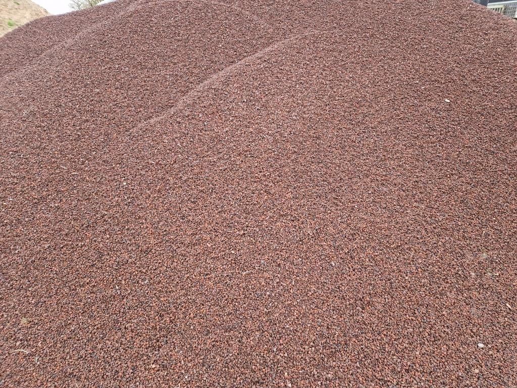 Lava 2/6mm voor prairie tuin en lava 0/3 bodemverbeteraar, Ophalen, Zo goed als nieuw, Lava